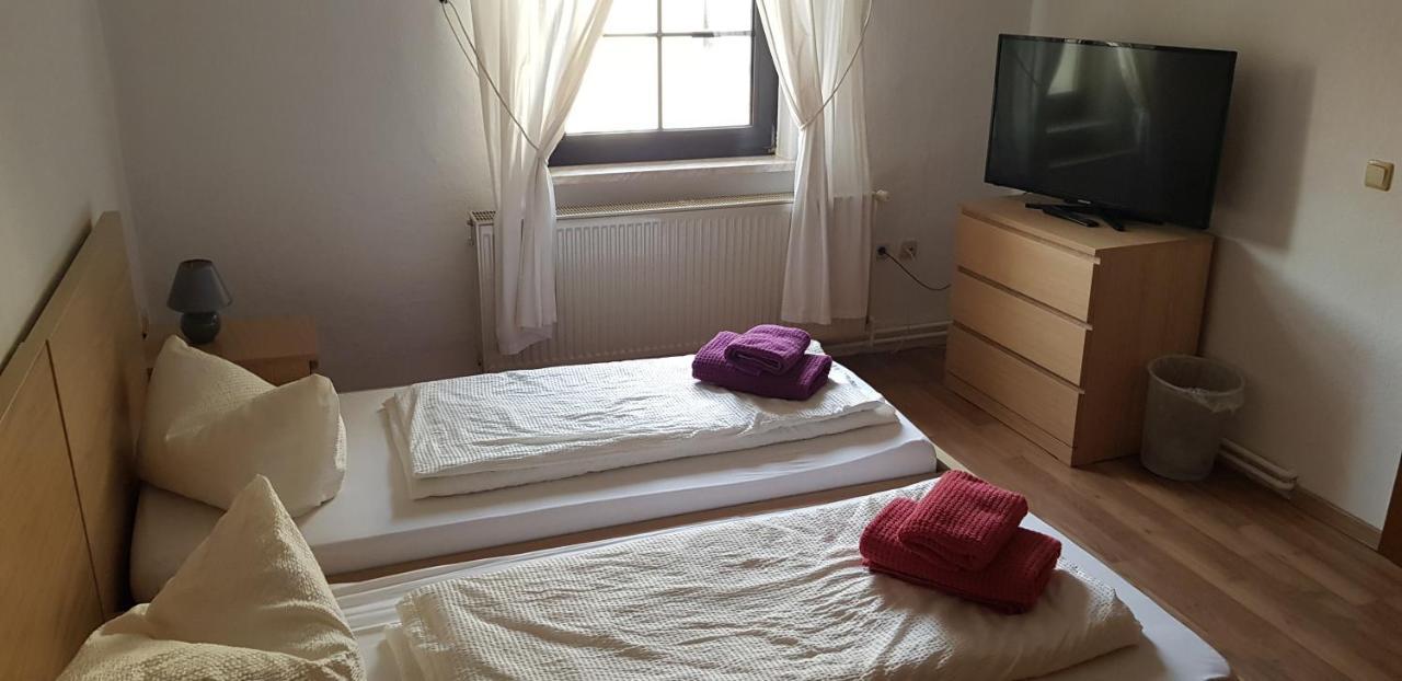 Hotel-Garni "Zum Loewen" Bad Freienwalde Eksteriør bilde